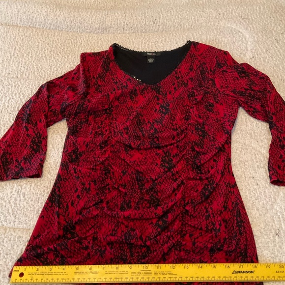 Top - Picture 9 of 9